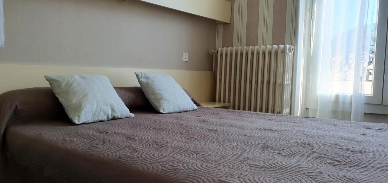 Hotel Saint Jean Vals-les-Bains